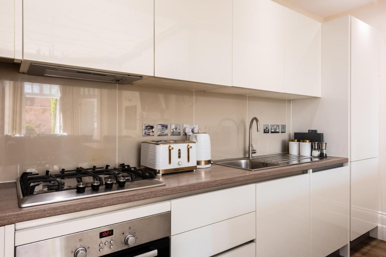 3 Bedroom Garden Apartment Opposite The Beach Brighton Exterior foto
